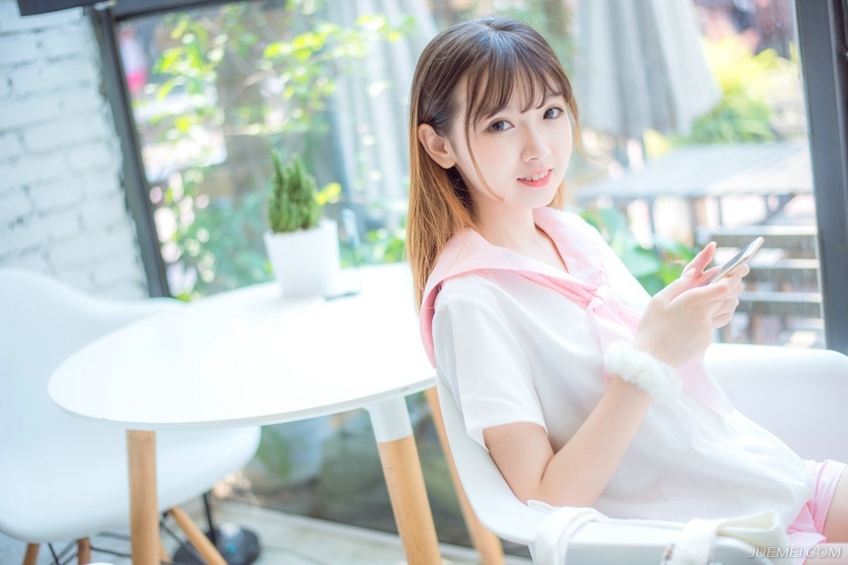 “元让！”曹操摆了摆手，示意斥候退下，不满的瞪了夏侯惇一眼，摇头道：“此事，当不是刘备所为，这样做，只能破坏两家关系，他没有必要这样做。”